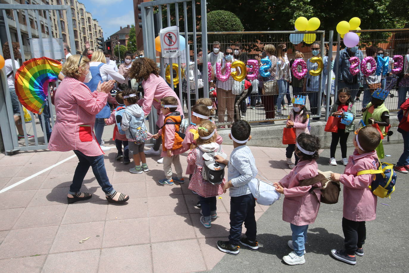 Un total de 63.929 alumnos de Infantil y Primaria han finalizado hoy el curso escolar en Asturias. Los más pequeños se despiden del curso más difícil pero también más ejemplar.