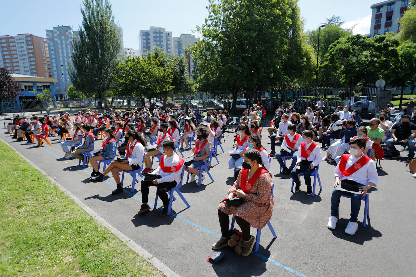 Un total de 63.929 alumnos de Infantil y Primaria han finalizado hoy el curso escolar en Asturias. Los más pequeños se despiden del curso más difícil pero también más ejemplar.