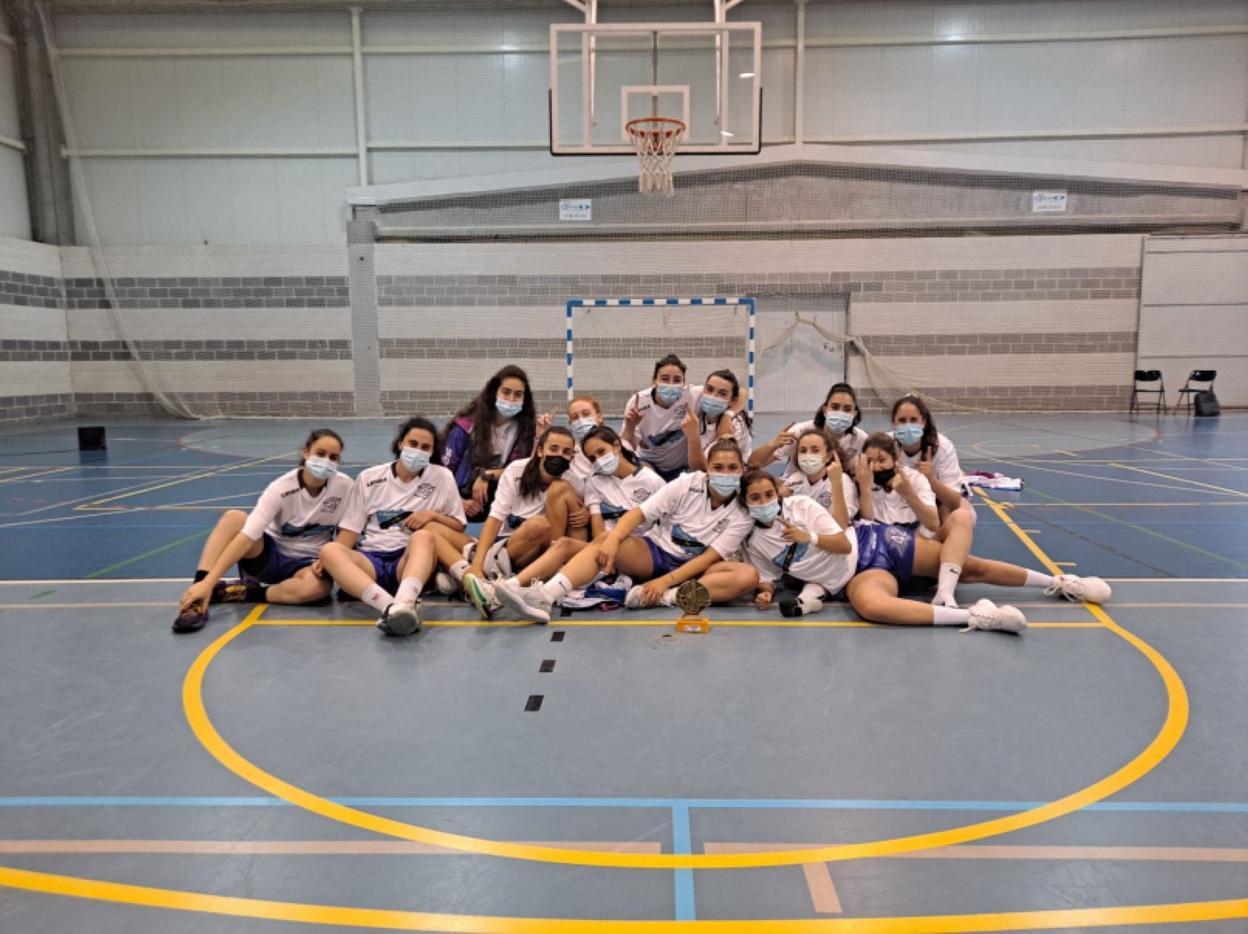 El Adba se proclama campeón regional y la Atlética sube a categoría ...