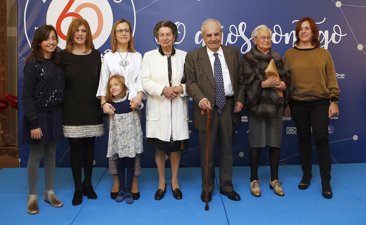 Miembros de la familia propietaria de Muniellos Electricidad.