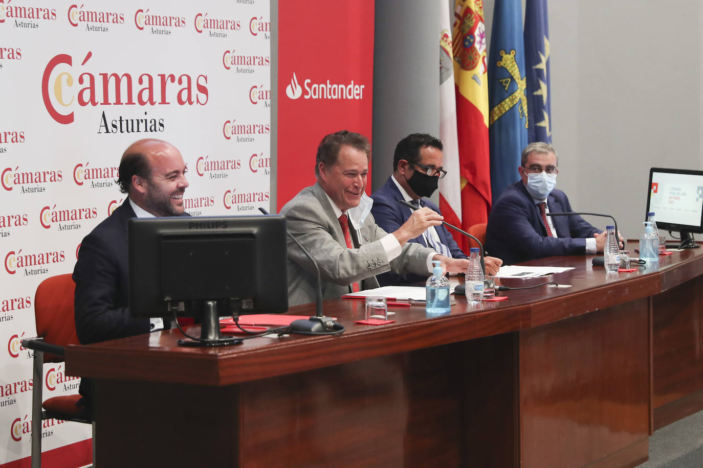 Crivencar Tierra Astur logra el galardón Pyme del Año, que distingue también a Uromac, Naeco, Tresa, Taxus y ADN Context-Aware.