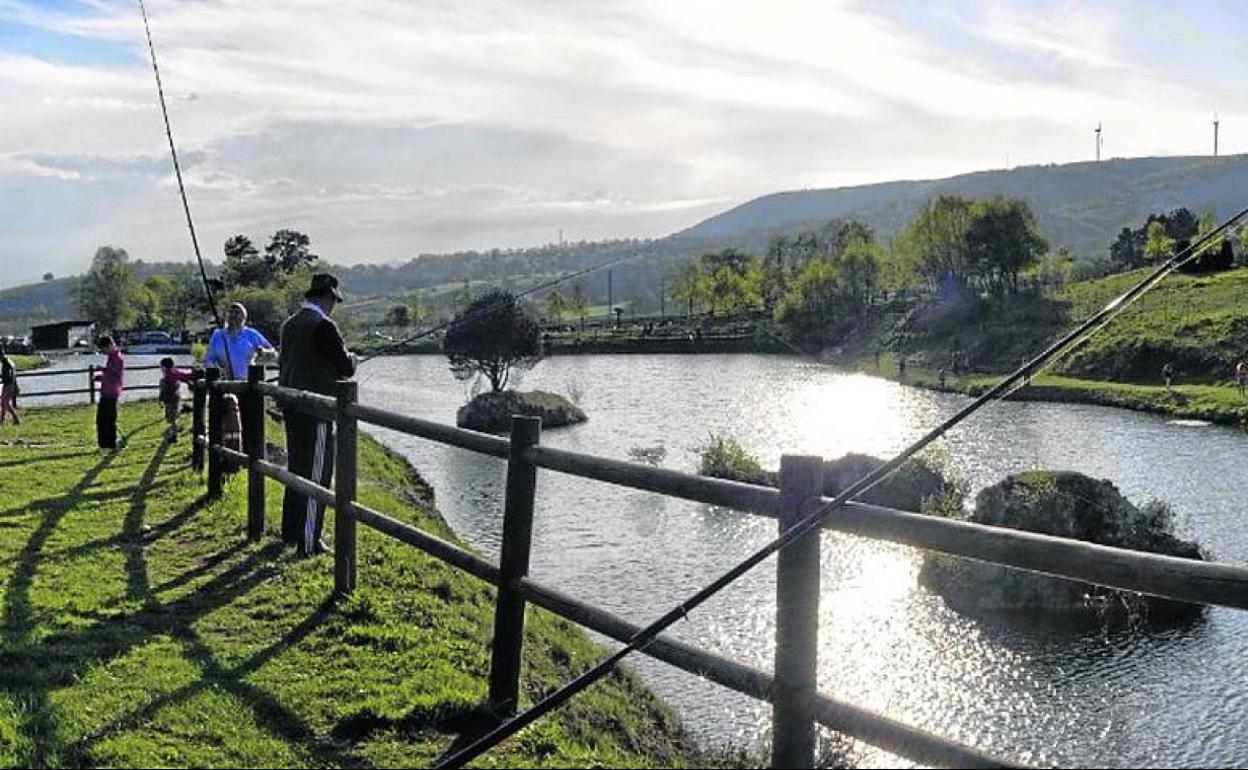 Coto de pesca intensiva 'El Arenero', en el Crucero