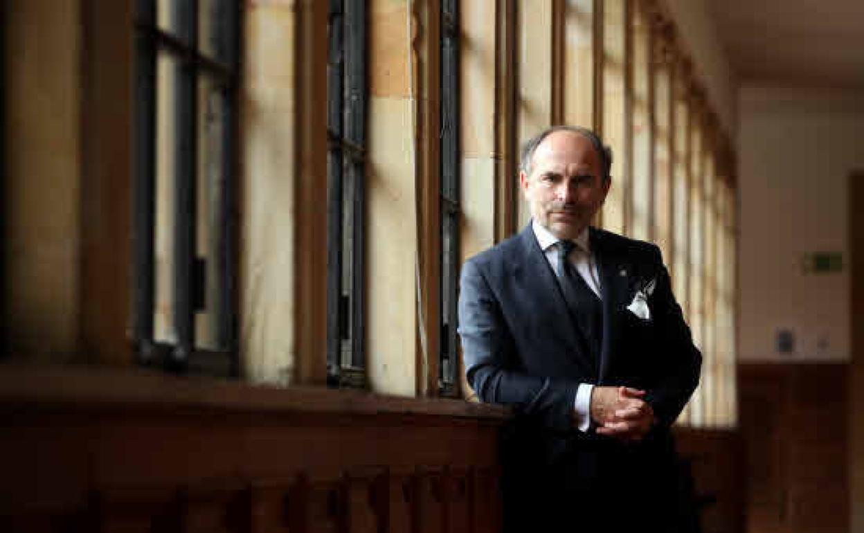 Ignacio Villaverde, rector de la Universidad de Oviedo