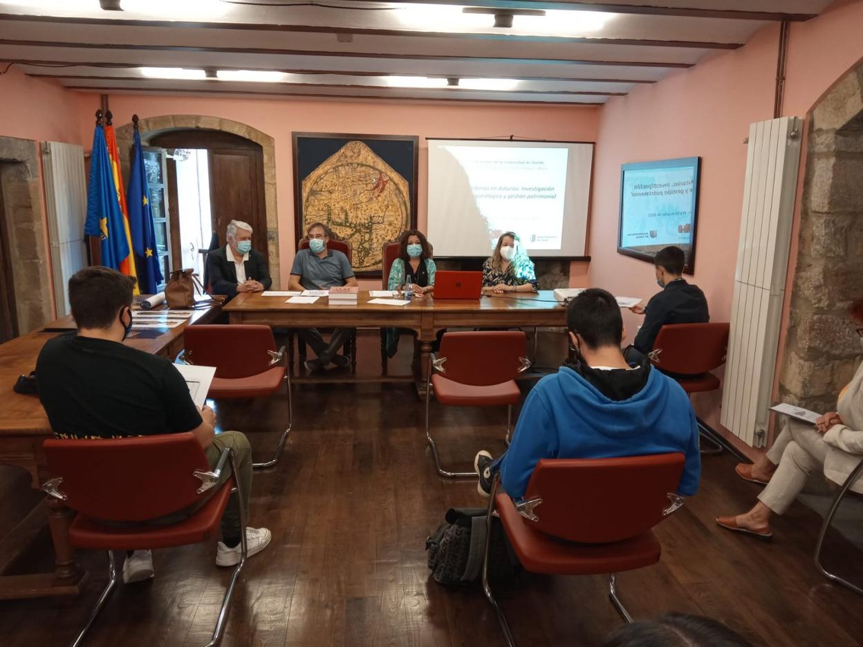 Un momento de la inauguración del curso de verano universitario. 