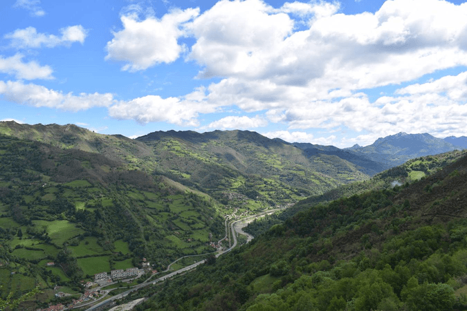 8 rutas para descubrir la montaña asturiana este verano