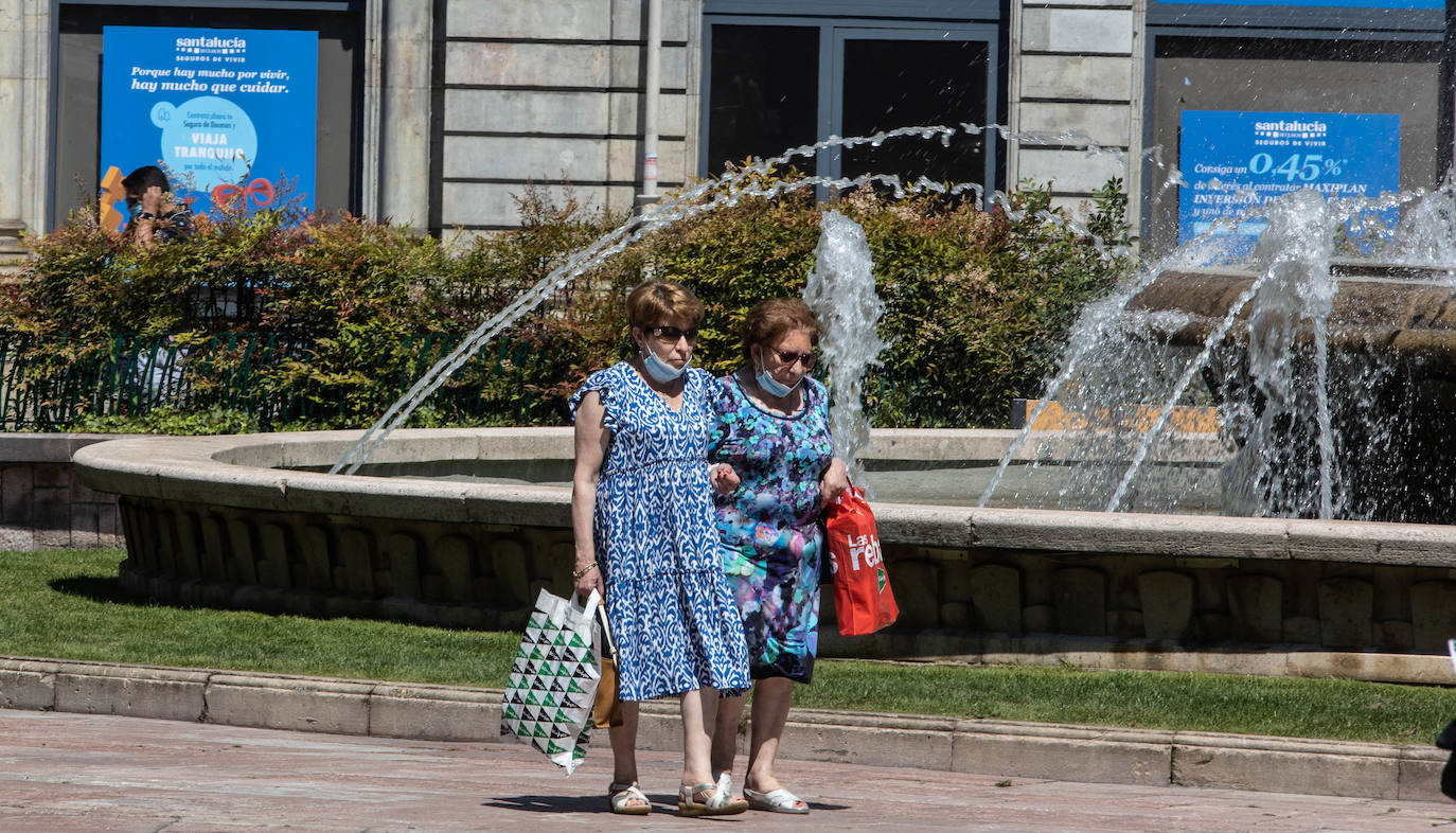 Playas llenas y termómetros que ya comienzan a marcar temperaturas propias del periodo estival en la región.