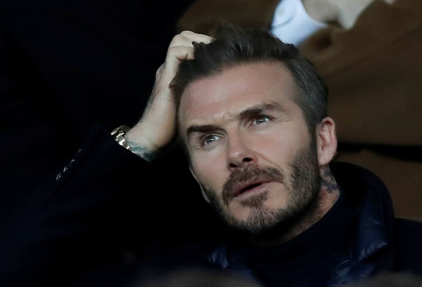 Beckham. «Beckham es un buen tío. Es listísimo, qué cojones. Gana 30 millones de euros al año. Ya debe ser listo».