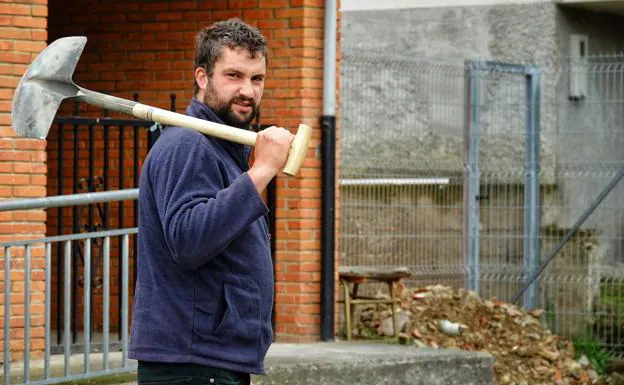 Sergio Fernández, empleado municipal del Ayuntamiento de Ponga.