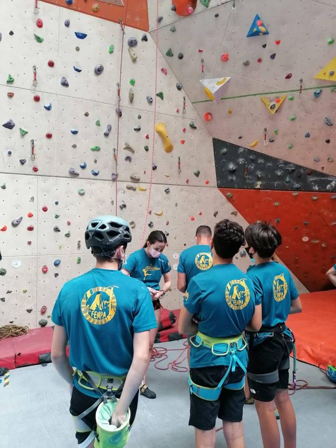 Fotos: La Selección Asturiana de jóvenes escaladores, lista para viajar a Lugo