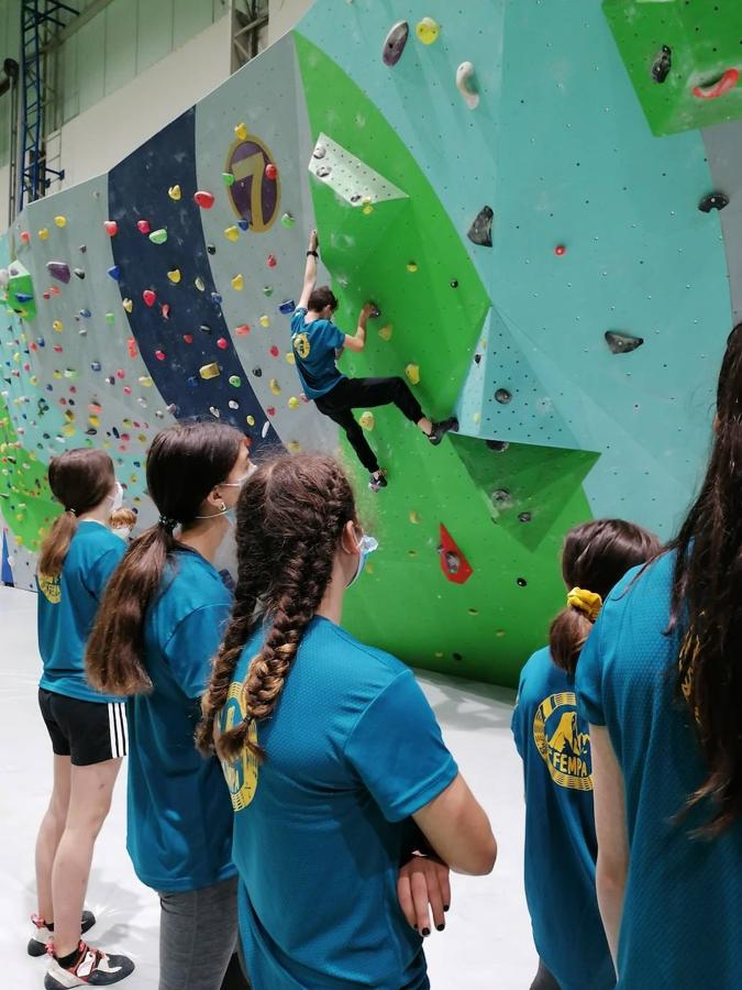 Fotos: La Selección Asturiana de jóvenes escaladores, lista para viajar a Lugo