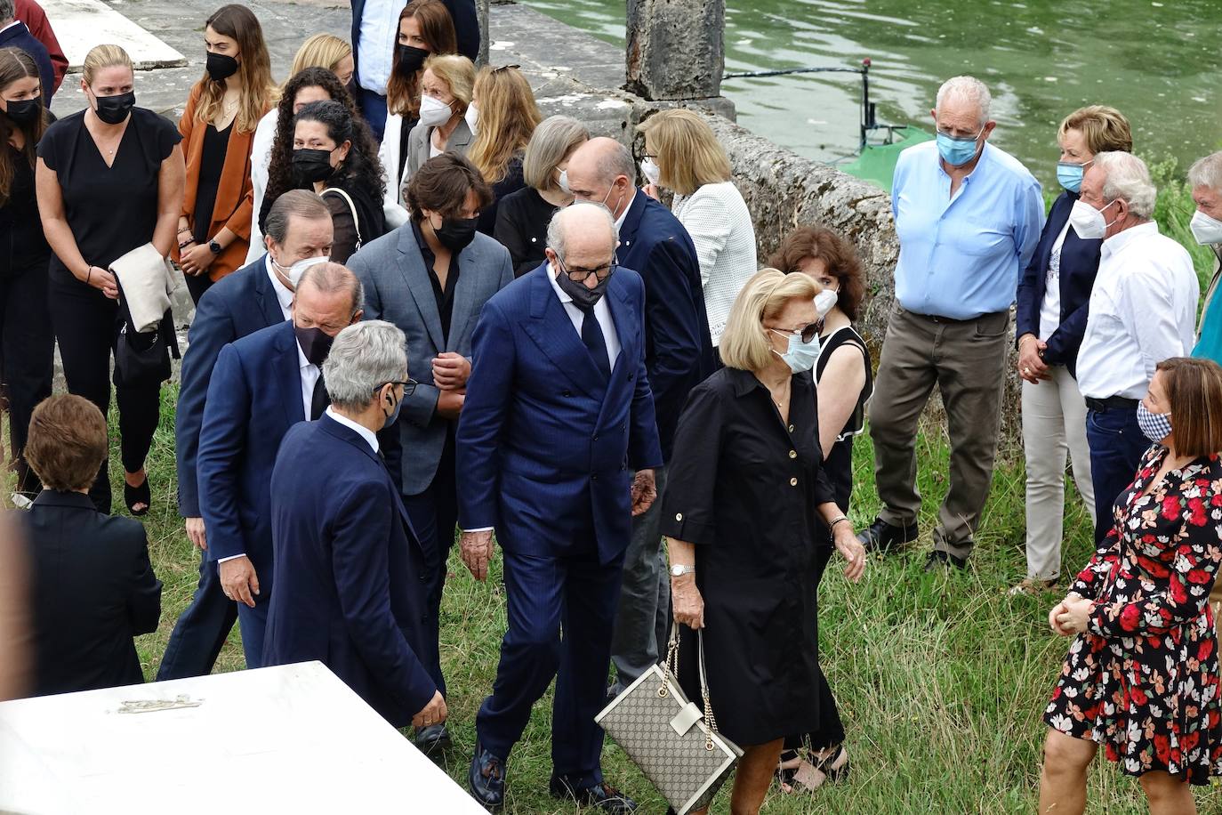 «Era la más cariñosa y alegre», rememora su marido, Juan Antonio Rodríguez, tras un funeral al que acudieron decenas de personas