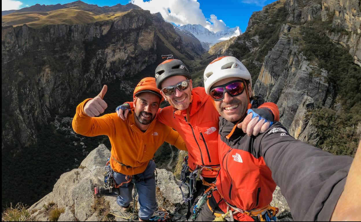 Manu Ponce, Iker Pou y Eneko Pou en 'Mal de Panza'. 