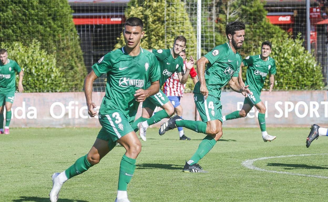 El jugador del filial Diego Sánchez.