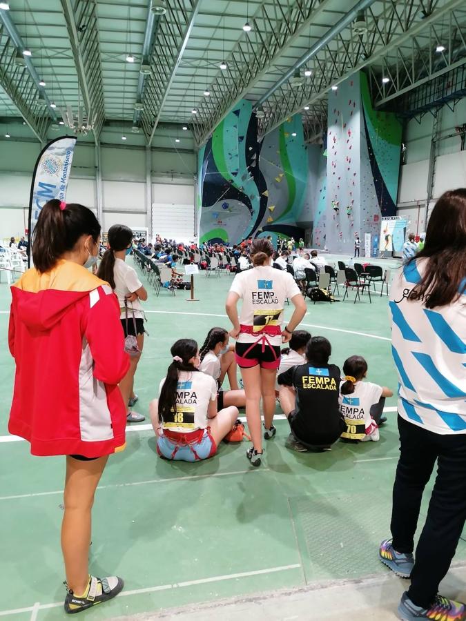 Fotos: Así vivieron los jóvenes escaladores asturianos su primera cita nacional