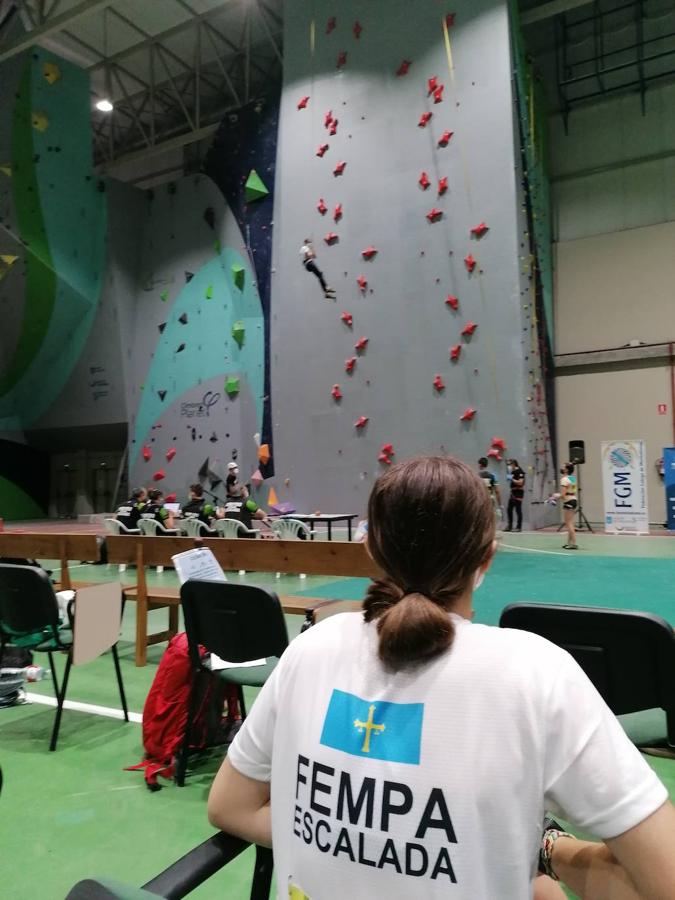 Fotos: Así vivieron los jóvenes escaladores asturianos su primera cita nacional