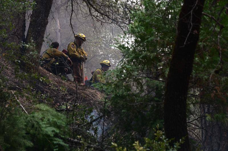 Imágenes del voraz incendio que consume los bosques de California.