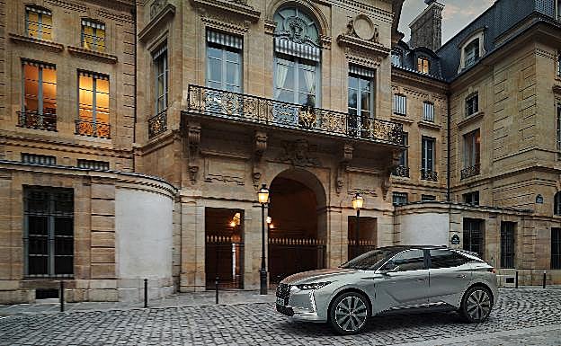 DS escala posiciones y matricula 1.871 vehículos en el primer semestre