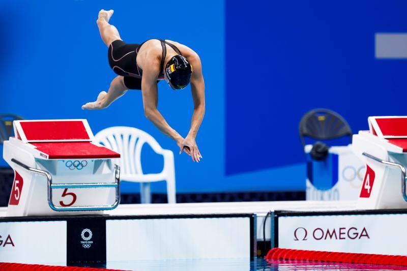 Hoy en Tokio Ana Peleteiro se clasifica para la final de triple salto después de hacer marca personal al aire libre y batir un récord nacional. Támara Echegoyen y Paula Barceló ya marchan segundas en vela.