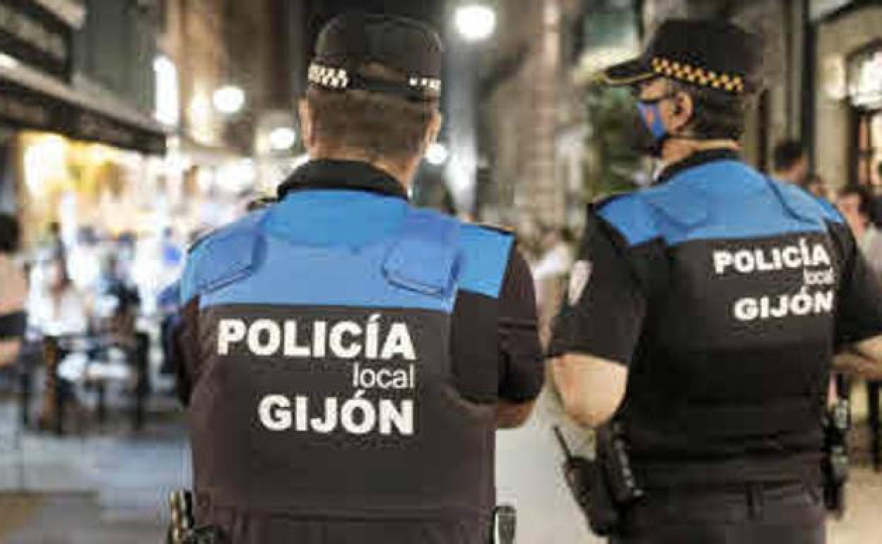 Detenido por agredir y amenazar con un cuchillo a su madre en Gijón
