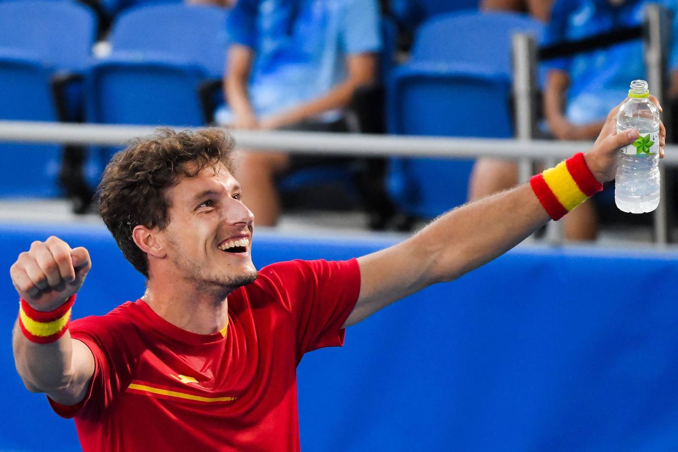 El tenista asturiano Pablo Carreño ha logrado una medalla de bronce en sus primeros Juegos Olímpicos. Se trata del primer gijonés en lograr una medalla olímpica en deporte individual desde Pedro Pidal. Carreño venció a Novak Djokovic, número uno del mundo, en un intenso partido de casi tres horas en el que desquició en muchos momentos al serbio