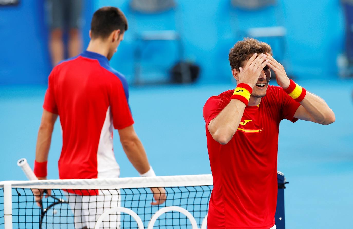 El tenista asturiano Pablo Carreño ha logrado una medalla de bronce en sus primeros Juegos Olímpicos. Se trata del primer gijonés en lograr una medalla olímpica en deporte individual desde Pedro Pidal. Carreño venció a Novak Djokovic, número uno del mundo, en un intenso partido de casi tres horas en el que desquició en muchos momentos al serbio