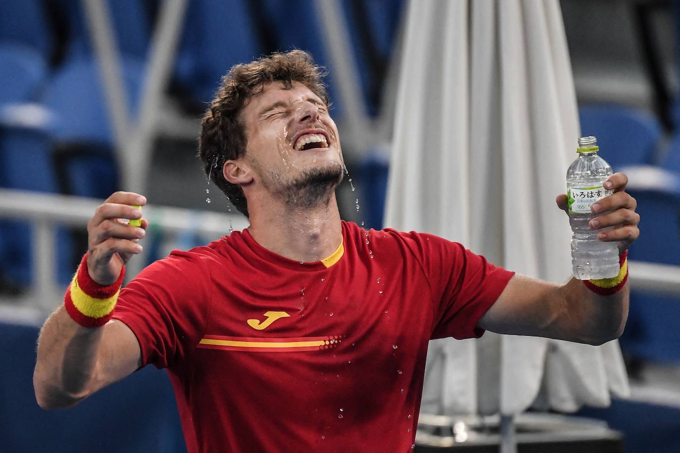 El tenista asturiano Pablo Carreño ha logrado una medalla de bronce en sus primeros Juegos Olímpicos. Se trata del primer gijonés en lograr una medalla olímpica en deporte individual desde Pedro Pidal. Carreño venció a Novak Djokovic, número uno del mundo, en un intenso partido de casi tres horas en el que desquició en muchos momentos al serbio