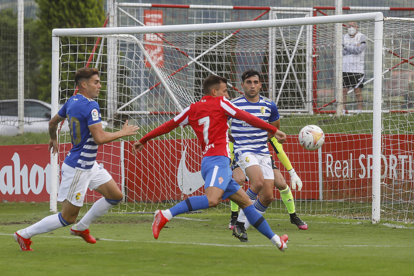 Fotos: Sporting - Ponferradina, en imágenes