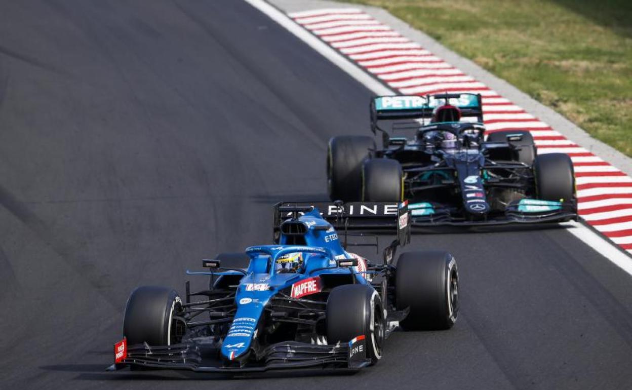 Alonso y Hamilton en Hungaroring