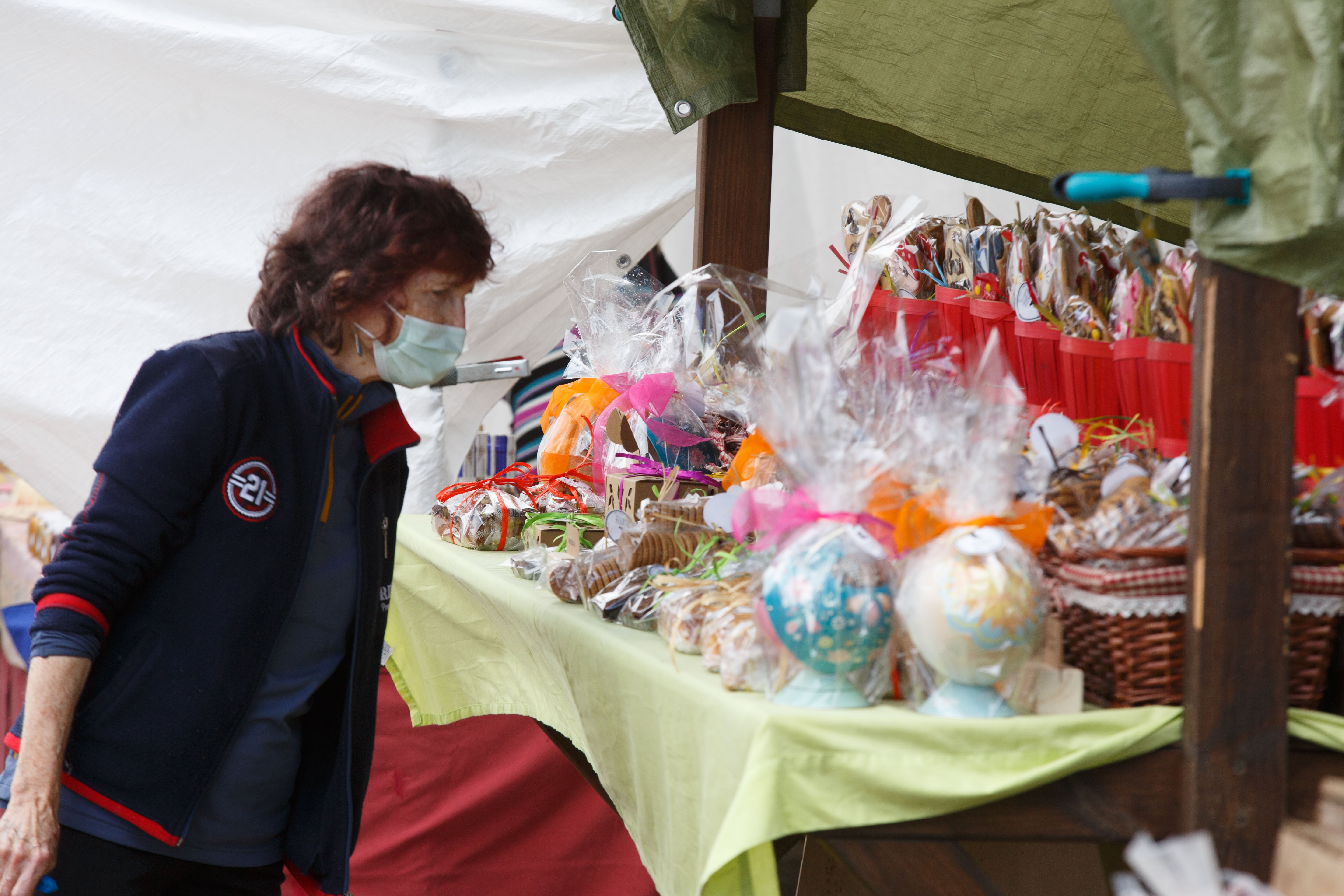 Fotos: Mercado de artesanía en San Esteban de Pravia