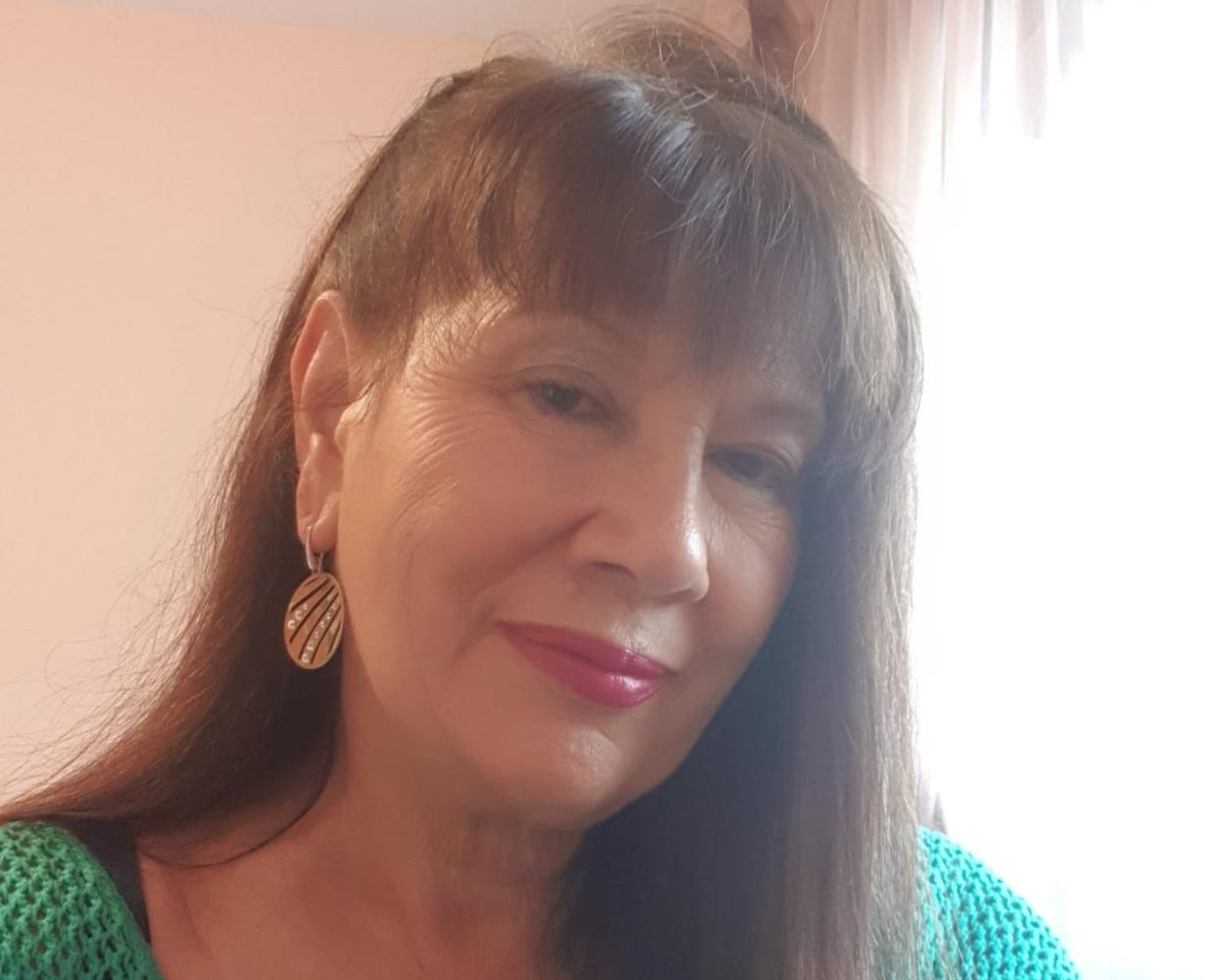 María Esther García. 