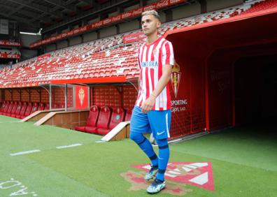 Imagen secundaria 1 - La presentación de Fran Villalba, nuevo fichaje del Sporting. 