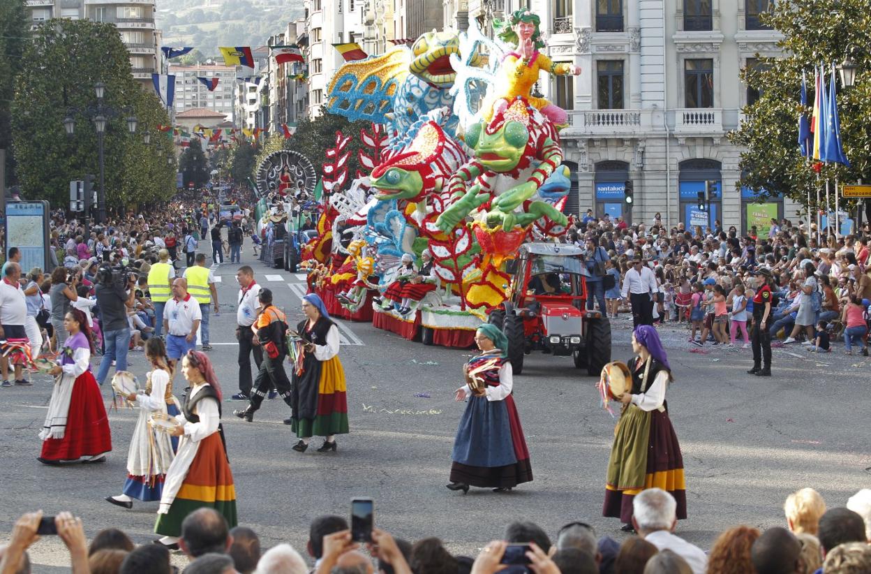 El desfile del Día de América volverá este año si la pandemia lo permite El Comercio Diario
