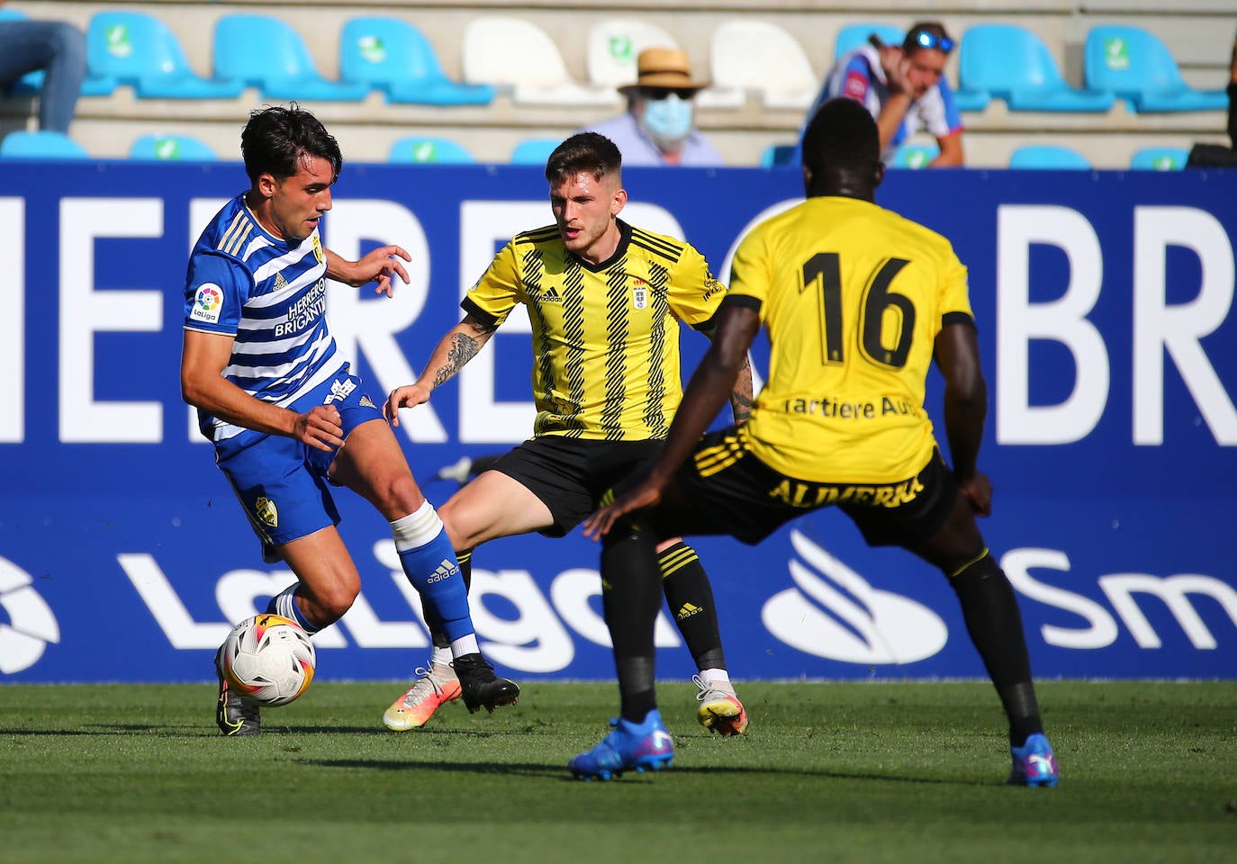 Fotos: Ponferradina - Real Oviedo, en imágenes
