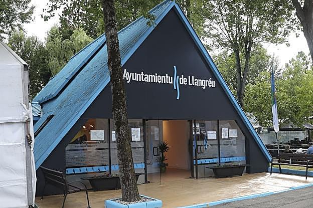 Langreo se engalana con el arte de Úrculo