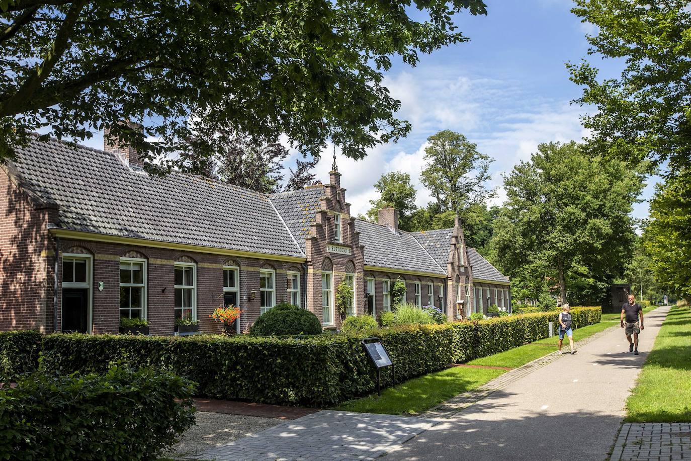 HOLANDA Y BÉLGICA - COLONIAS DE BENEFICENCIA | Este sitio transnacional lo componen cuatro paisajes culturales correspondientes a otras tantas colonias de beneficencia: tres situadas en los Países Bajos y una en Bélgica.