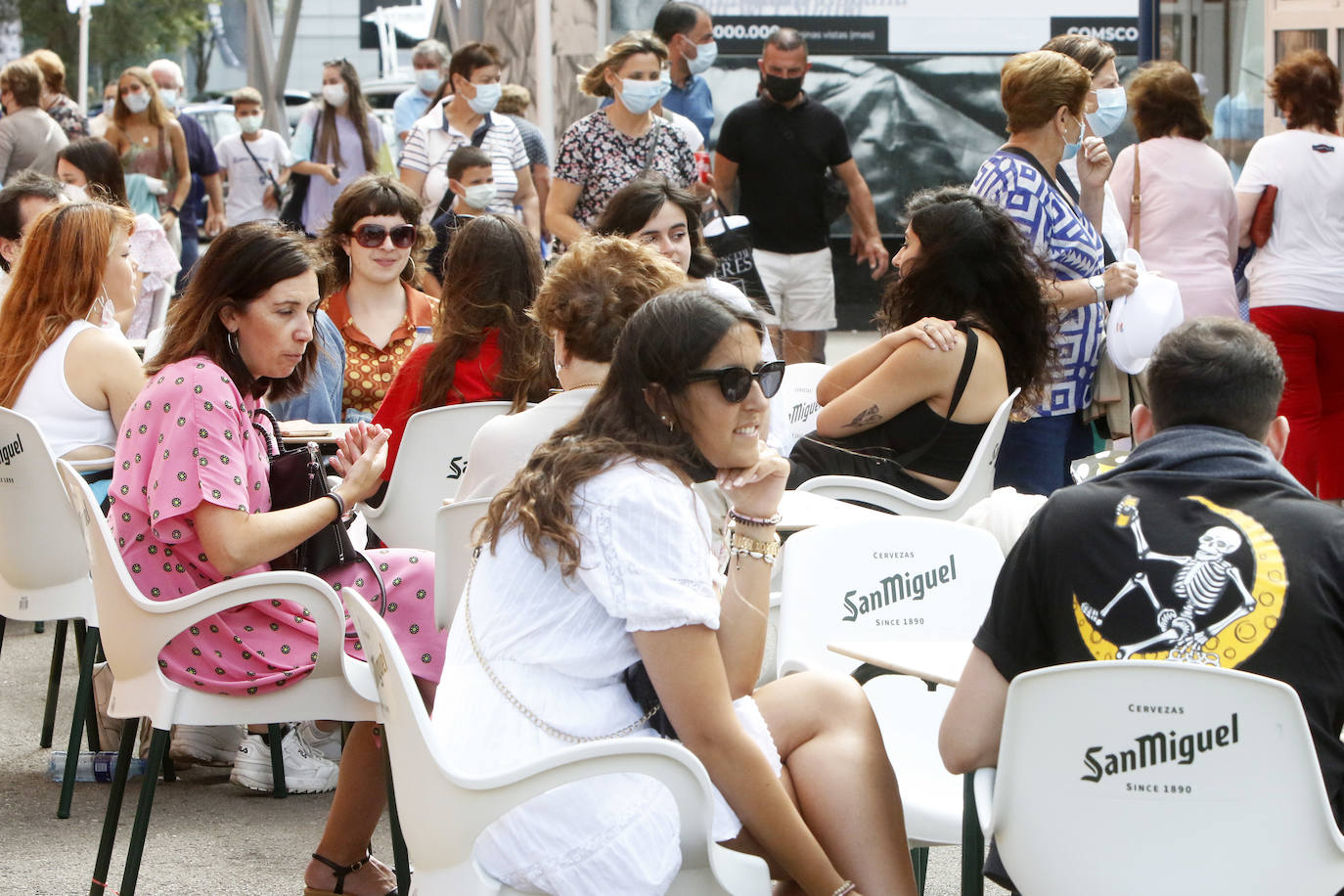 El sector turístico cuelga el cartel de completo en casi 95.000 plazas y con tarifas de hasta 370 euros por día en las escasas opciones de alojamiento. 