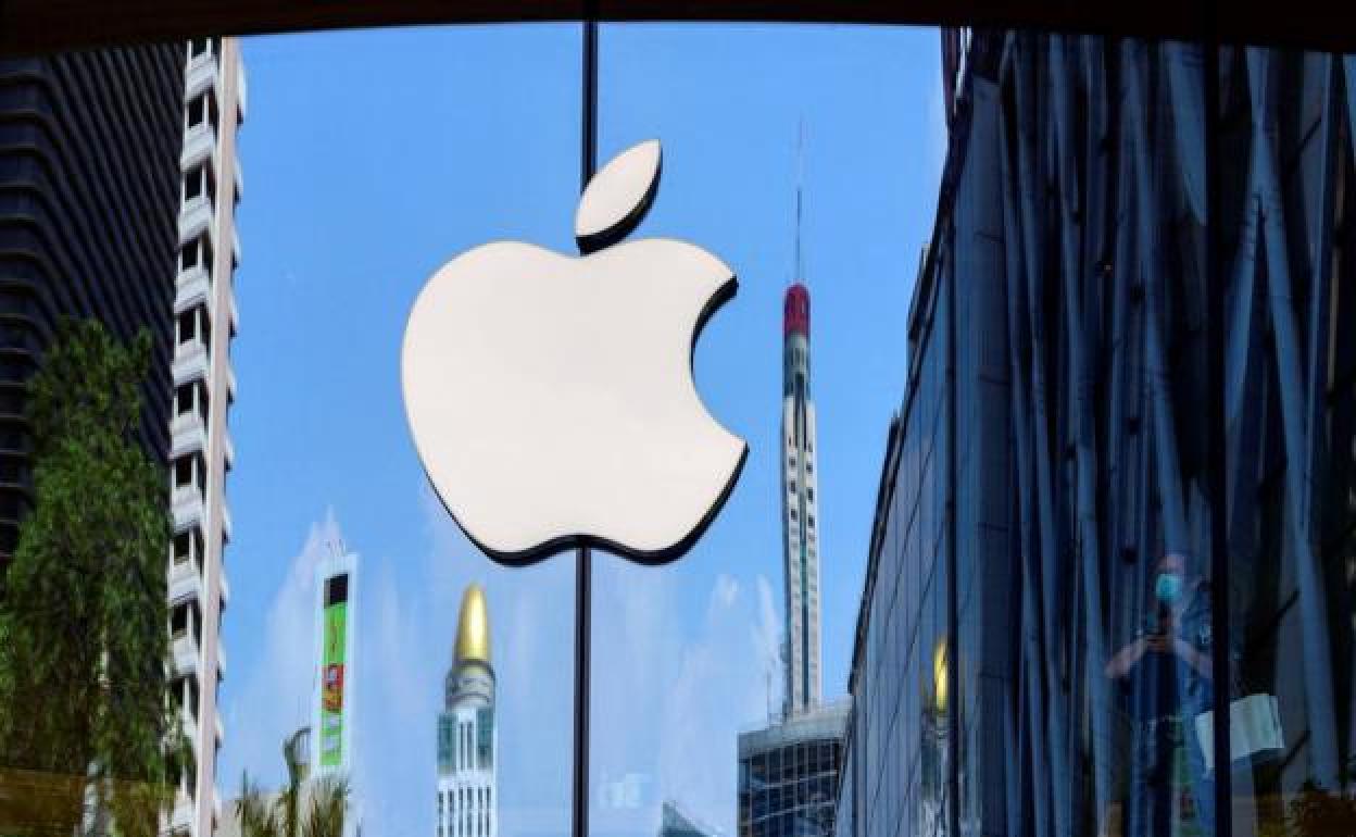 Logo de Apple desde oficina