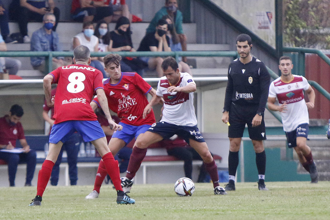 El conjunto gijonés se impuso al Gijón Industrial en la tanda de penalties tras ganar por 5-3 en la pena máxima un encuentro que concluyó en empate a uno.