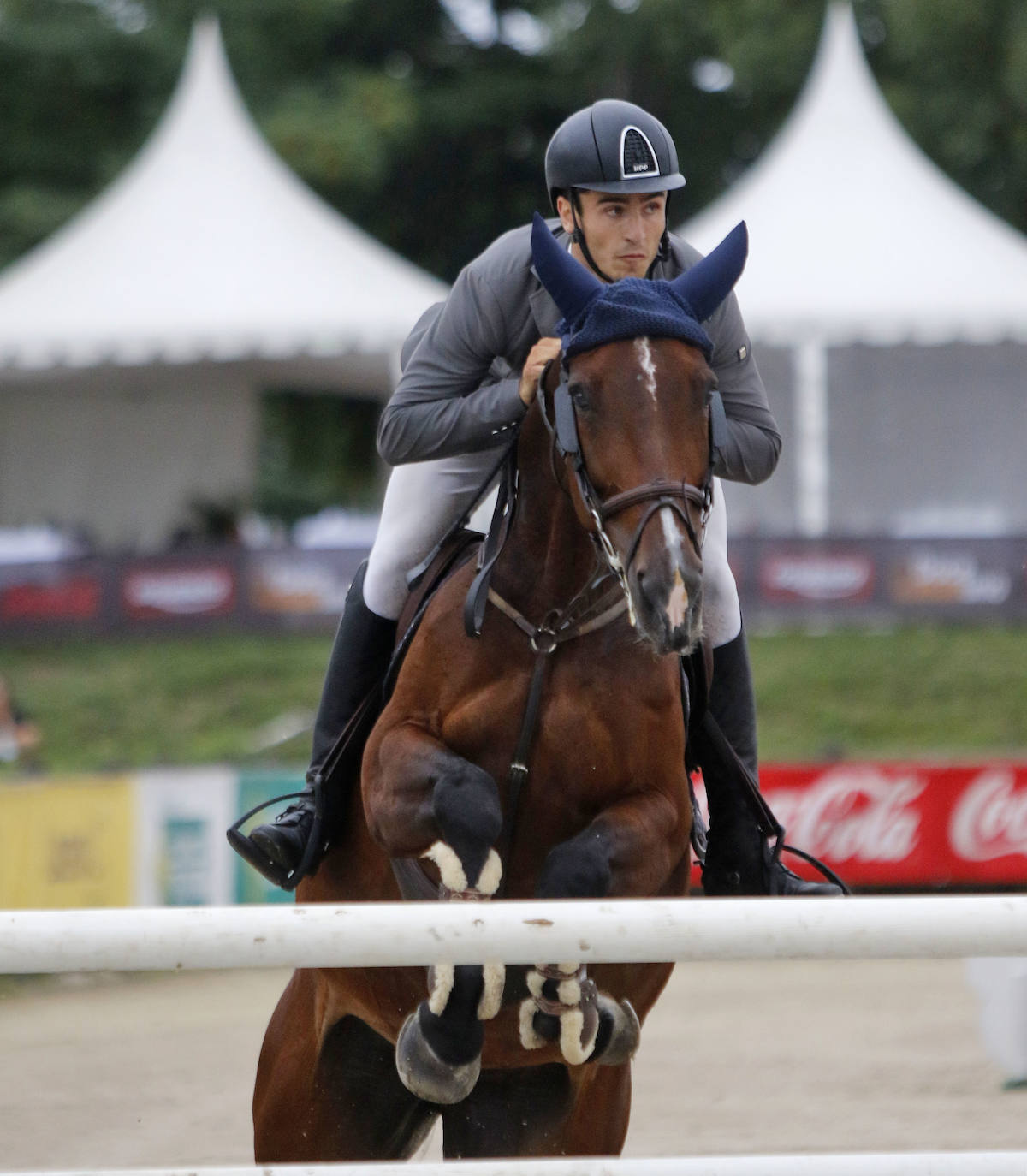 La joven amazona Ibone Ibáñez se impuso en el desempate del Pequeño Gran Premio con 'Ambre Des Veys'