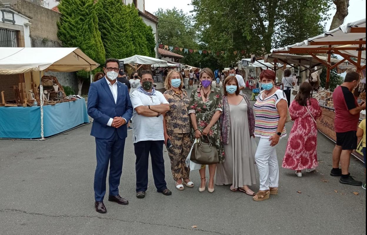 Inauguración del mercado tradicional de Lastres. 