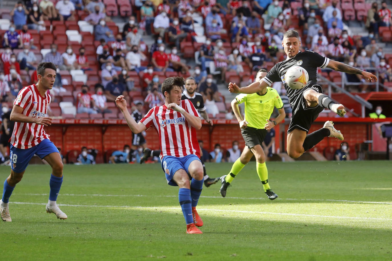 Fotos: Las mejores imágenes del Sporting - Burgos