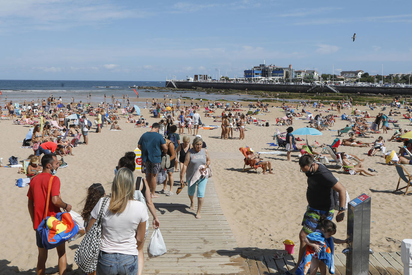 Las playas asturianas, de lo más concurridas