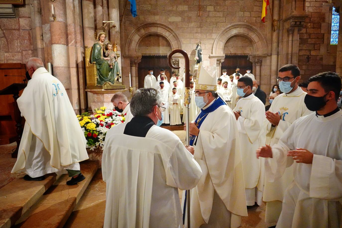 Fotos: Comienza la novena de la Santina en la Basílica de Covadonga