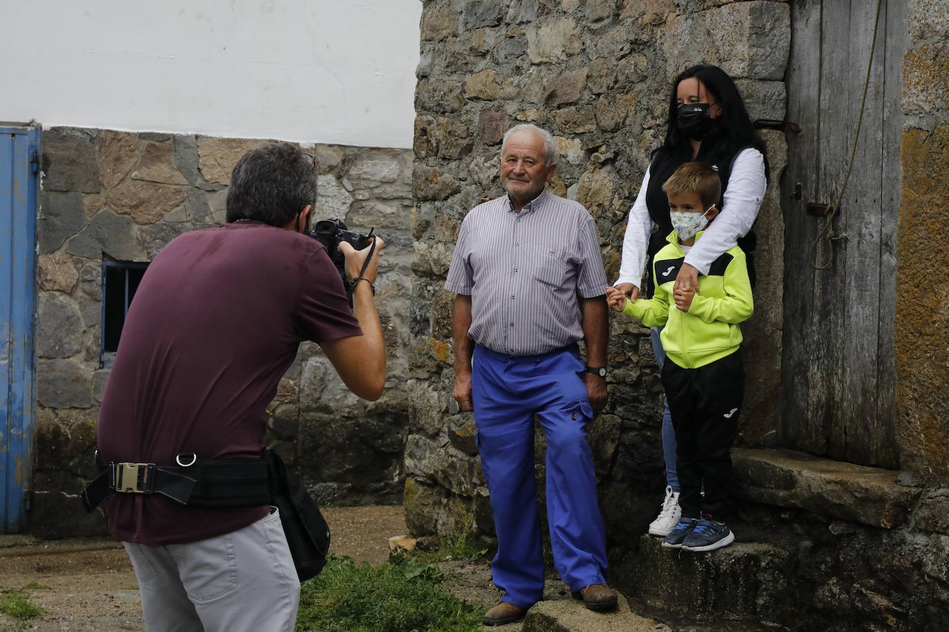 Fotos: La alegría de los vecinos de Santa María del Puerto
