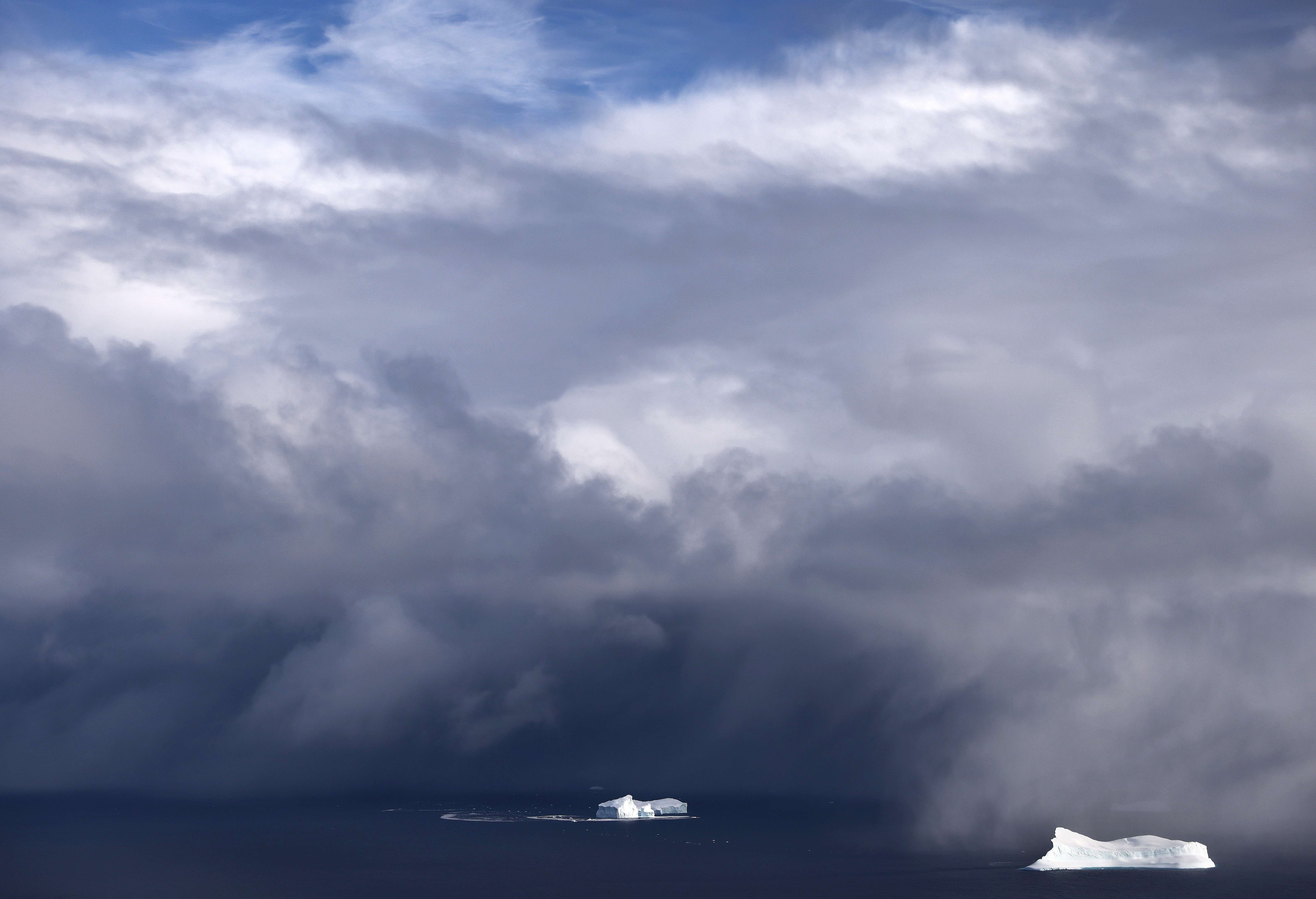 La misión de la NASA en Groenlandia durante seis años estudia la relación entre el deshielo y el calentamiento de los océanos. 