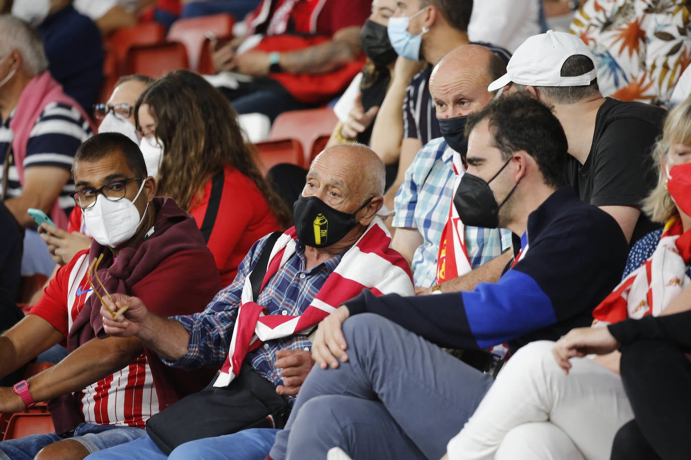 ¿Estuviste en el Sporting - Leganés? ¡Búscate!