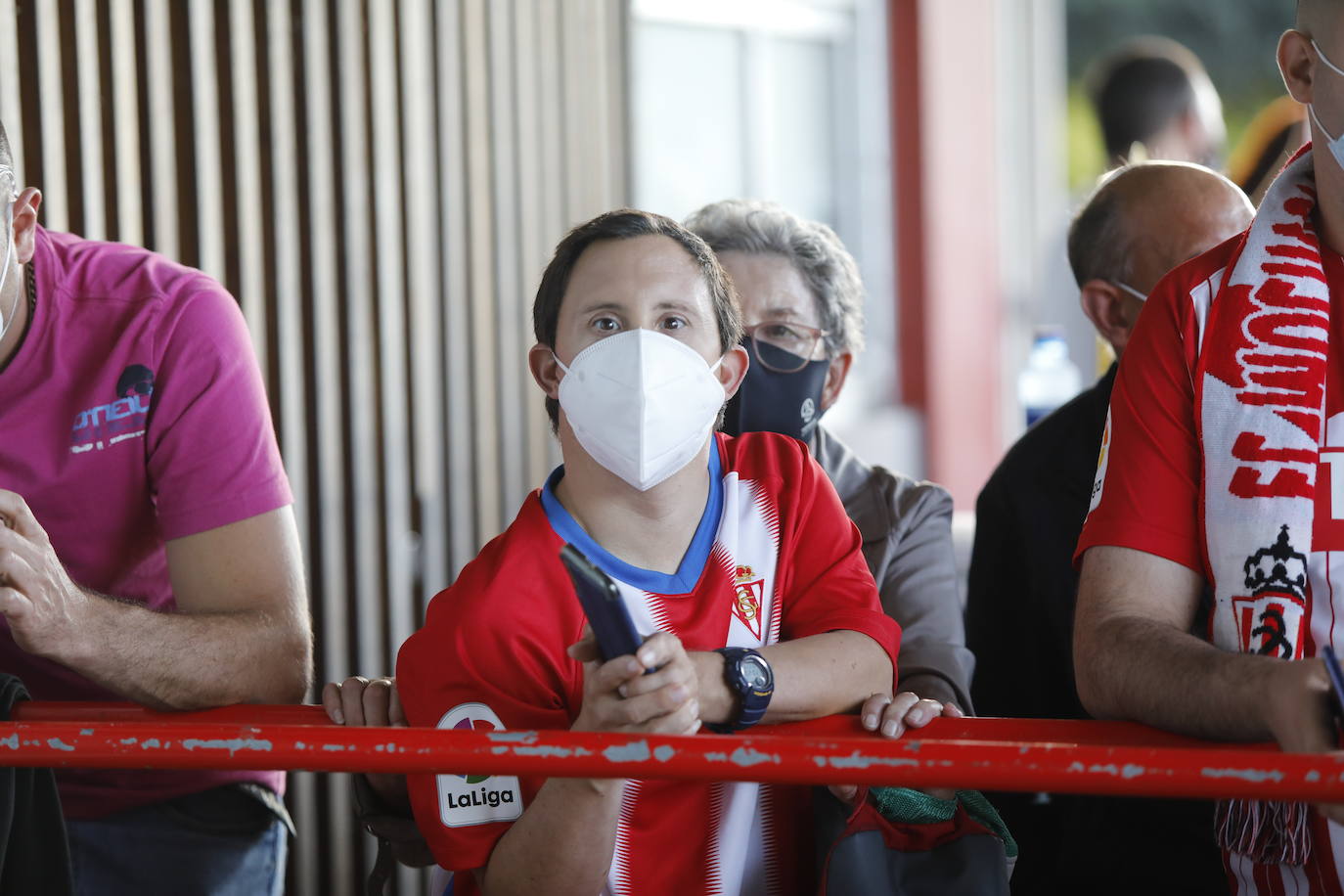 ¿Estuviste en el Sporting - Leganés? ¡Búscate!