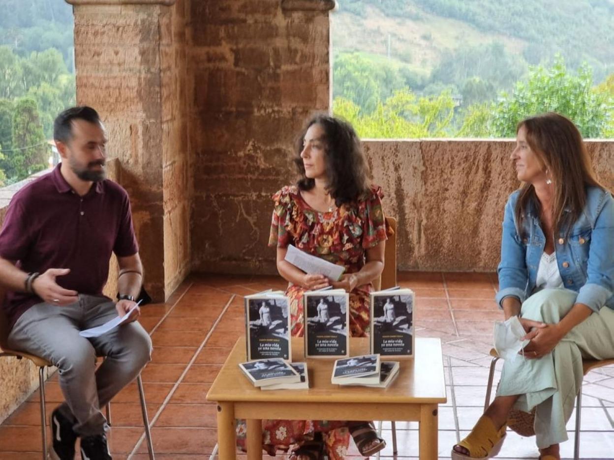 Paquita Suárez reedita su libro sobre mujeres del campo