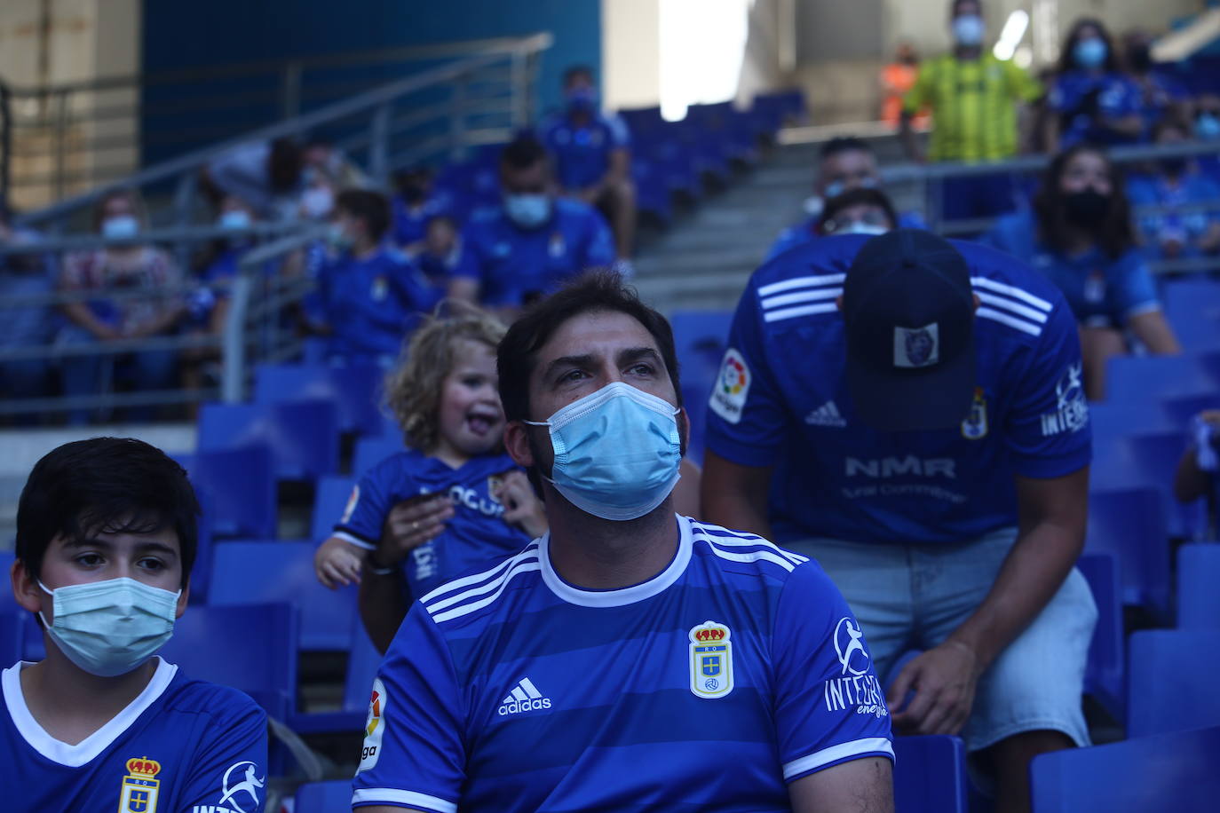 Fotos: ¿Estuviste en el Real Oviedo- Cartagena? ¡Búscate!