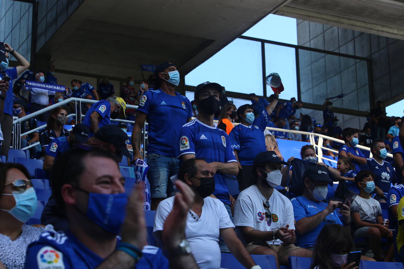 Fotos: ¿Estuviste en el Real Oviedo- Cartagena? ¡Búscate!